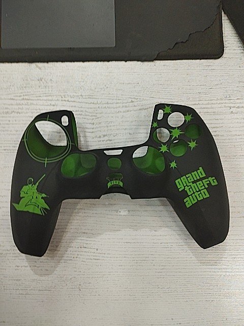 کاور PS5  طرح GTA